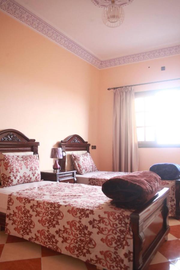 Residence Dikre วาร์ซาเซต ภายนอก รูปภาพ