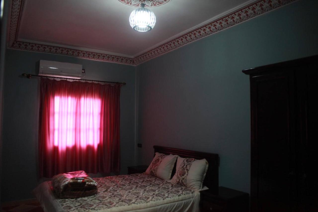 Residence Dikre วาร์ซาเซต ภายนอก รูปภาพ