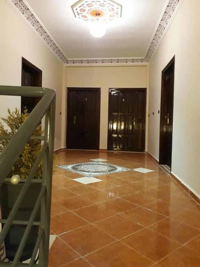 Residence Dikre วาร์ซาเซต ภายนอก รูปภาพ