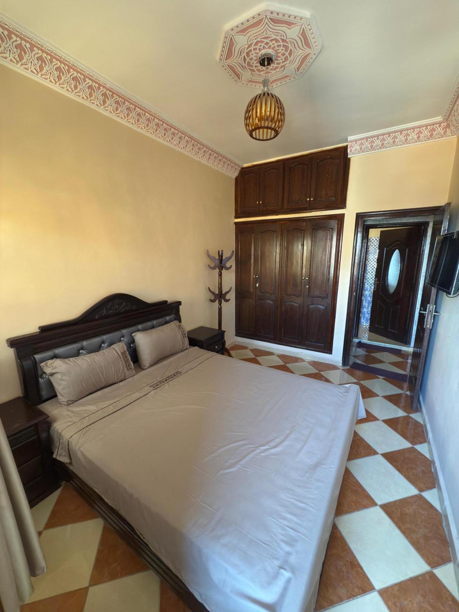 Residence Dikre วาร์ซาเซต ห้อง รูปภาพ