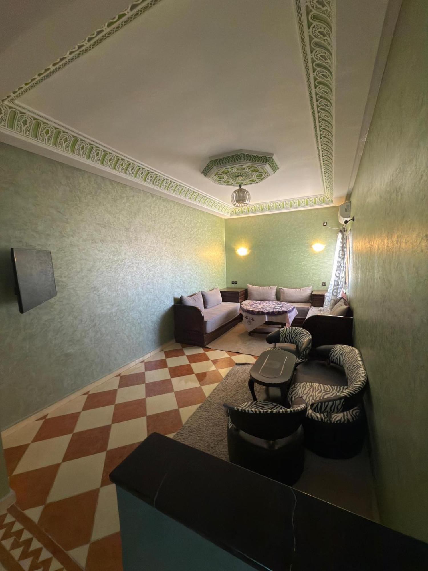 Residence Dikre วาร์ซาเซต ห้อง รูปภาพ