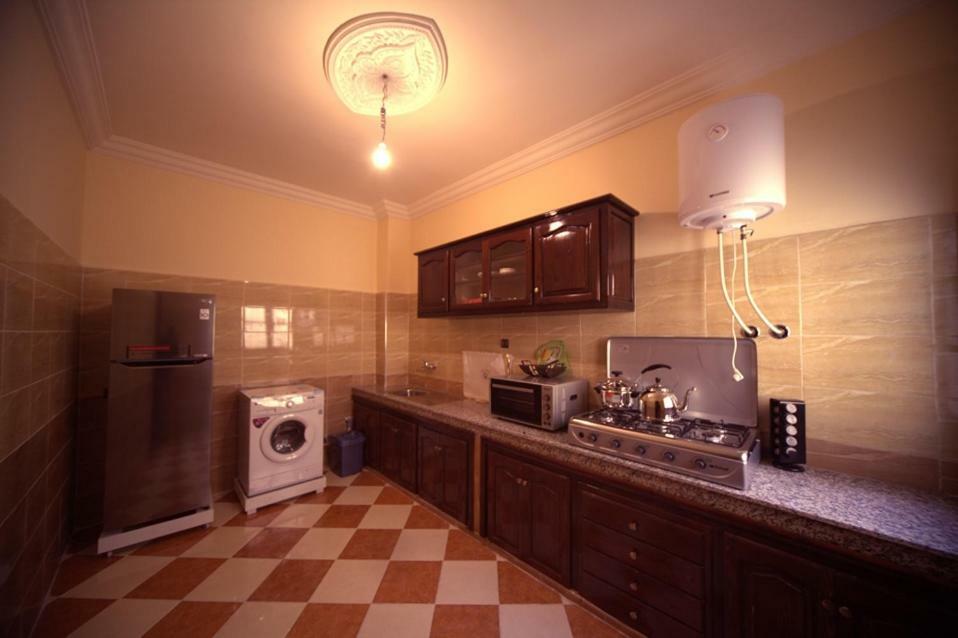 Residence Dikre วาร์ซาเซต ภายนอก รูปภาพ